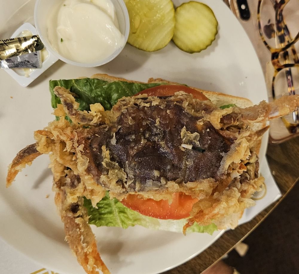 Soft-crab platter at Johnny Dee’s Lounge